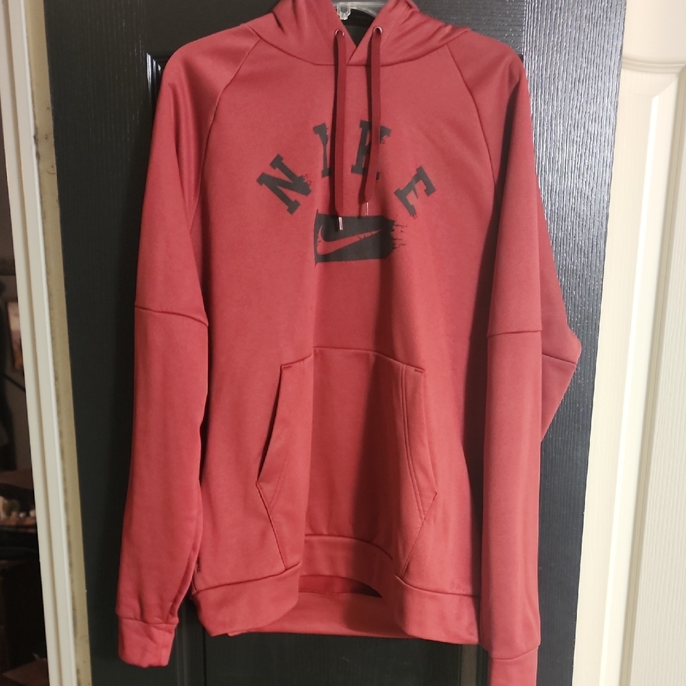 Nike Therma-Fit Hoodie